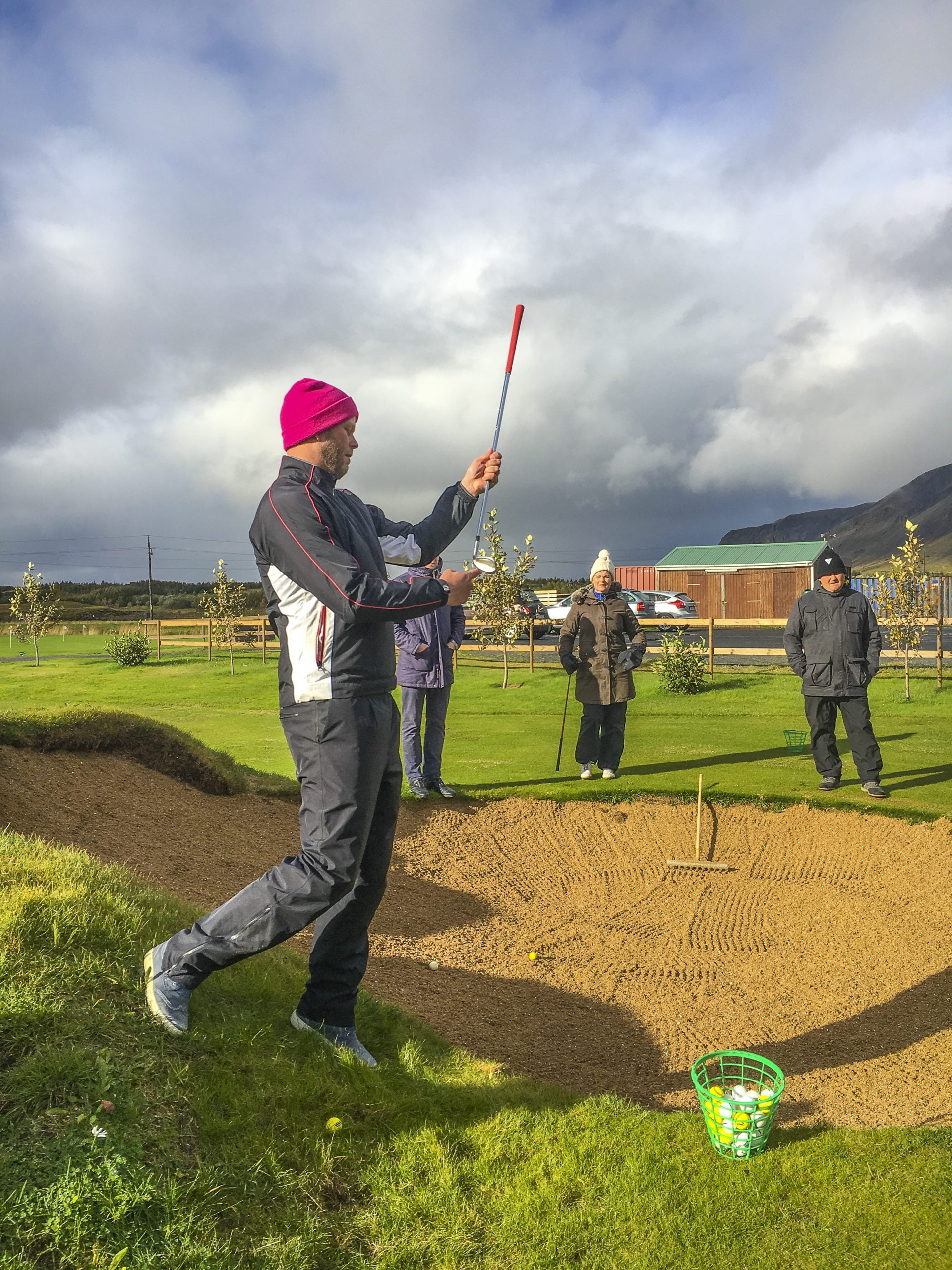 Nökkvi Gunnarsson fer yfir fleygjárnafræðina á haustþingi PGA. Mynd/PGA