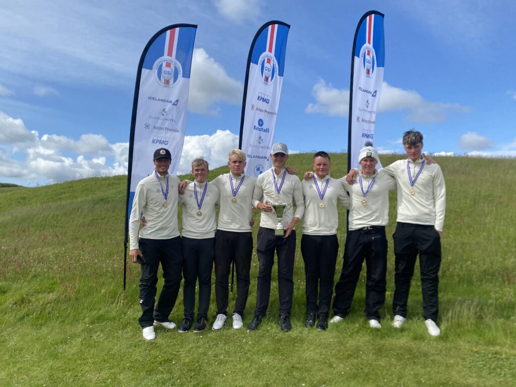 Íslandsmót golfklúbba – GK Íslandsmeistari í piltaflokki 18 ára og yngri