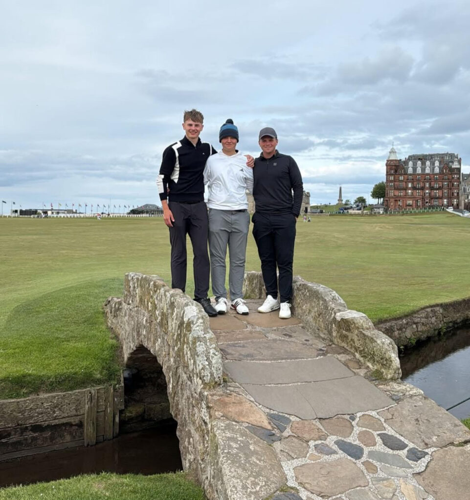 Þrír íslenskir kylfingar hefja leik á St. Andrews Links Trophy